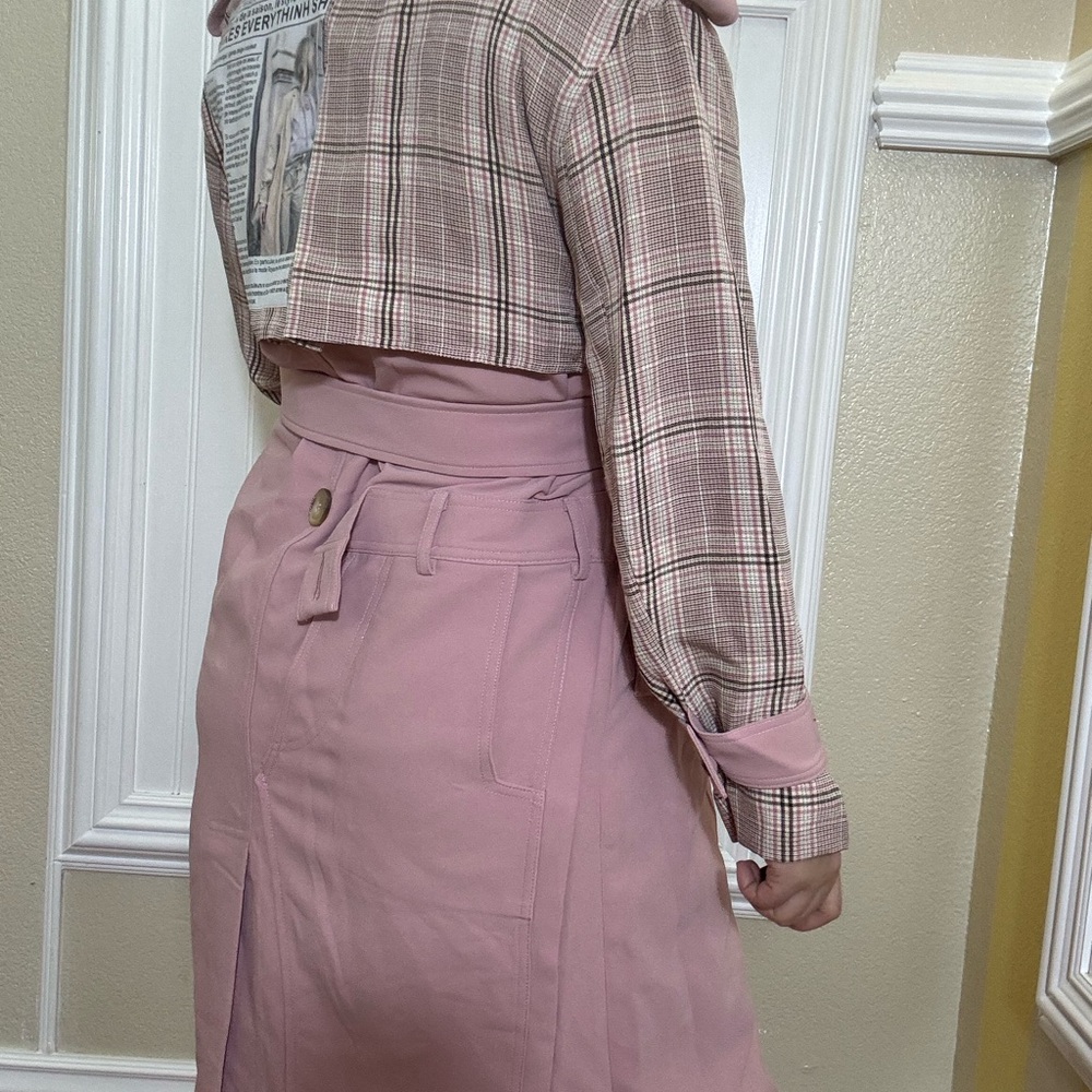 Trench coat,pink trench coat, designer trench coat - Picture 2 of 14